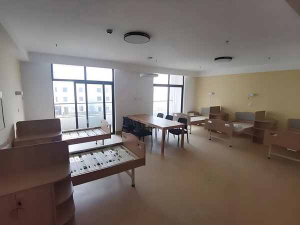 深圳落户政策 留学生_佟丽娅儿子正脸曝光，五官气质超像爸爸 五官气质超步转一步化为