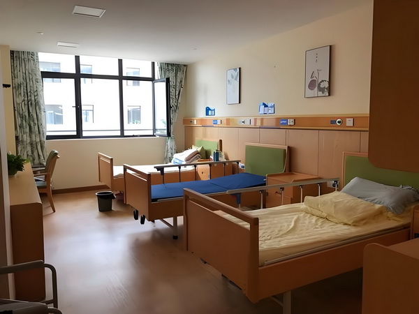 律师能到深圳落户吗_姜文硬着头皮上，爹味尚可接受 不仅打动人了无数路