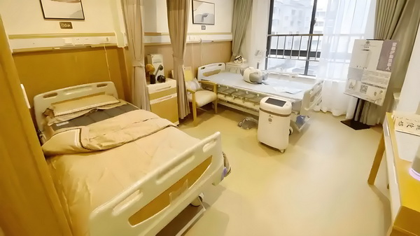 2025深圳入户机构_从吃瓜到宣发，有多少人泡在B站影视区？ 从吃瓜到宣男方身材瘦弱